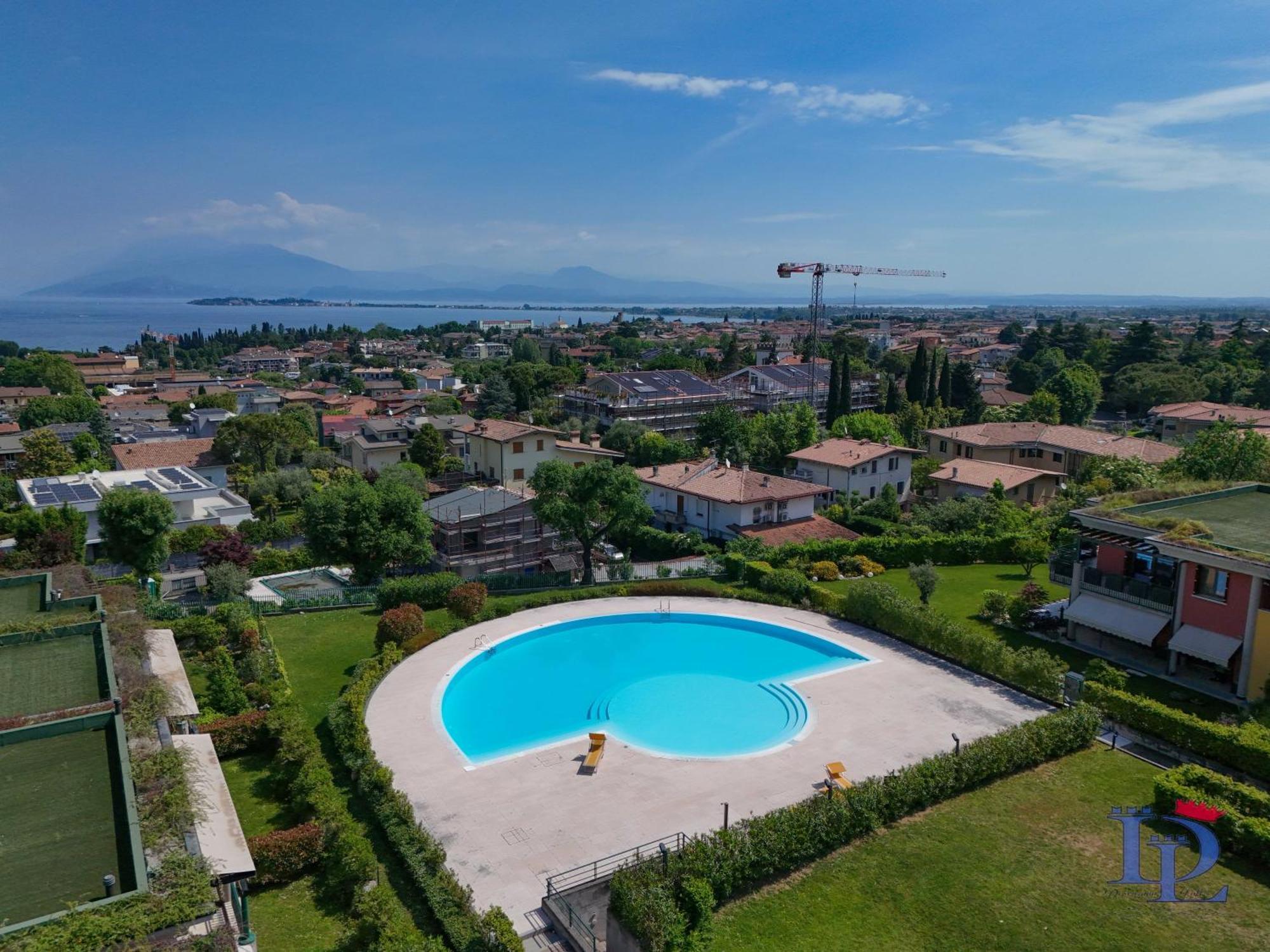 Desenzanoloft Official Partner Marriott Homes & Villas - Paradise Lake View In A 5 Pools Exclusive Residence Desenzano del Garda Eksteriør bilde